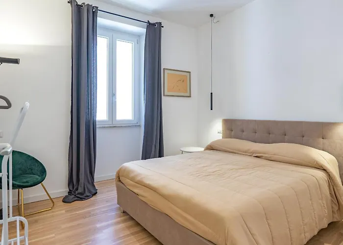 Nichome New Quiet Roma